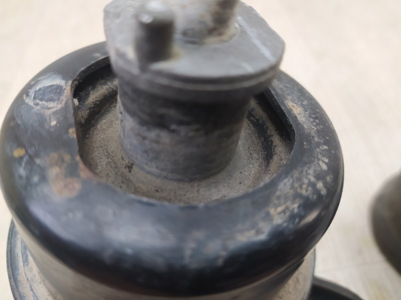 Подушка двигателя левая VENZA 09-16 2009 3.5 2GR-FE