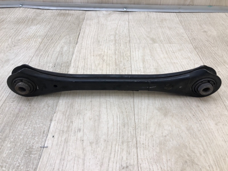 Рычаг задней подвески поперечный правый NIRO 16- 2017 1.6 G4LE