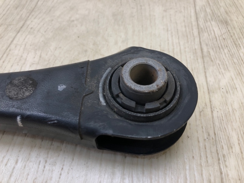 Рычаг задней подвески поперечный правый NIRO 16- 2017 1.6 G4LE