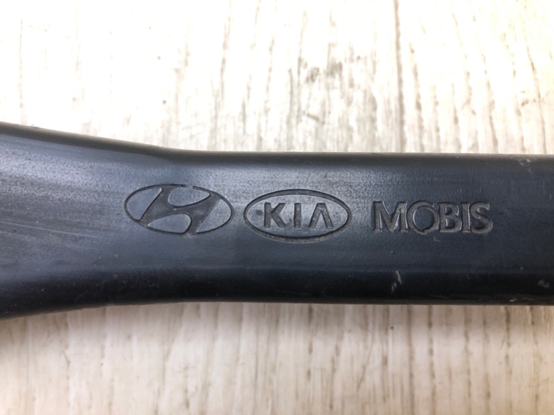 Рычаг задней подвески поперечный правый NIRO 16- 2017 1.6 G4LE