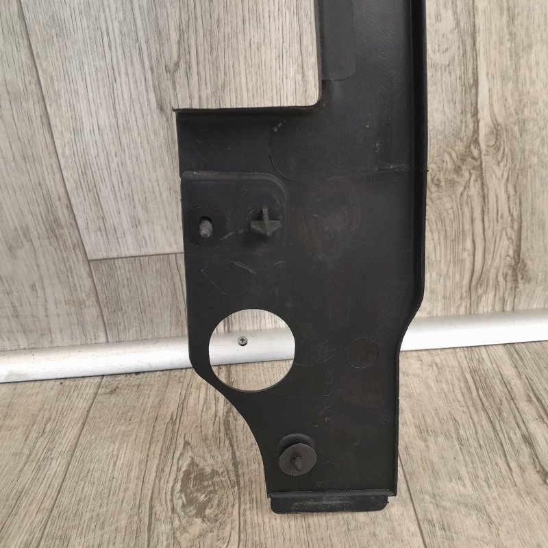 Накладка двери внутренняя задняя правая DURANGO 11- (WD) Накладка двери внутренняя задняя правая DURANGO 11- (WD)