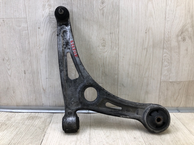 Рычаг передней подвески нижний правый KIA NIRO 16- 2017 1.6 G4LE 54501G2100 Б/У