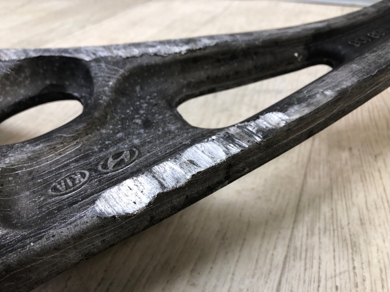 Рычаг передней подвески нижний правый NIRO 16- 2017 1.6 G4LE