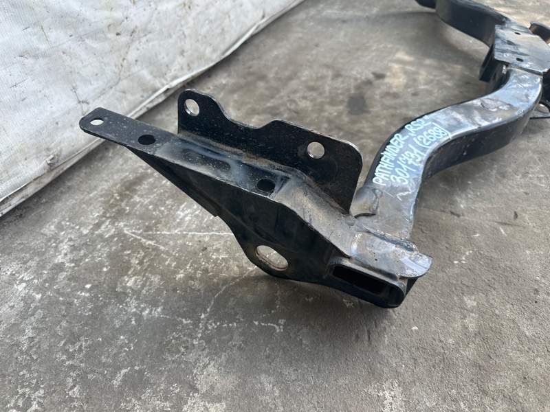 Фаркоп PATHFINDER R52 12-21 2013 3.5 VQ35DE