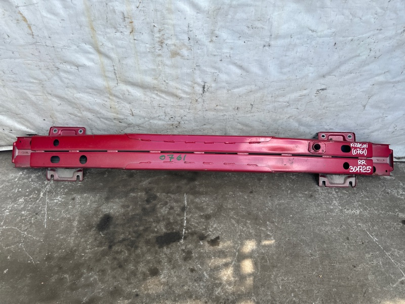 Усилитель заднего бампера SUZUKI KIZASHI 09-14 2011 J24B 65560-57L10 Б/У