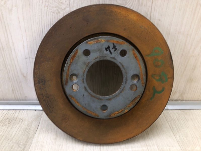 Запчасть тормозной диск передний KIA FORTE/CERATO TD 08-13 2011 TD 2.0 G4KD 517121M000 Б/У Тормозной диск передний KIA FORTE/CERATO TD 08-13 2011 TD 2.0 G4KD 517121M000 Б/У