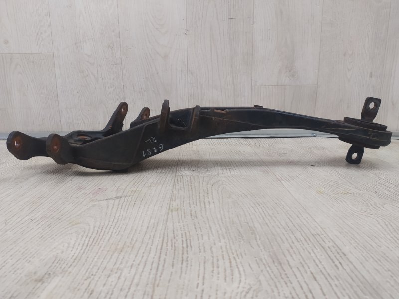 Рычаг задней подвески продольный задний левый MITSUBISHI OUTLANDER XL 05-13 3.0 6B31