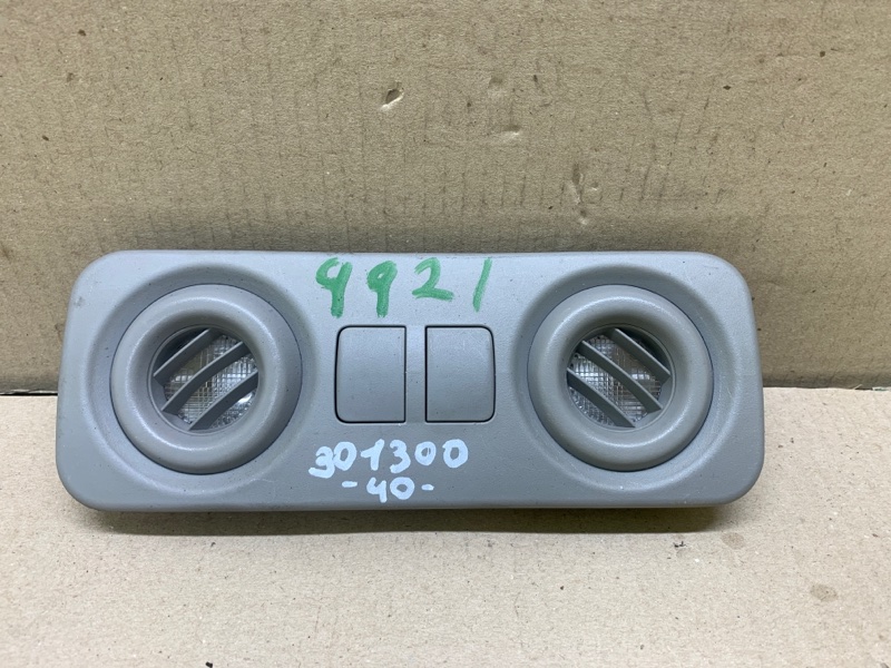 Запчасть плафон салона TOYOTA CAMRY 40 06-11 2009 3.5 2GR-FE 81360-30050-B0 Б/У Плафон салона TOYOTA CAMRY 40 06-11 2009 3.5 2GR-FE 81360-30050-B0 Б/У