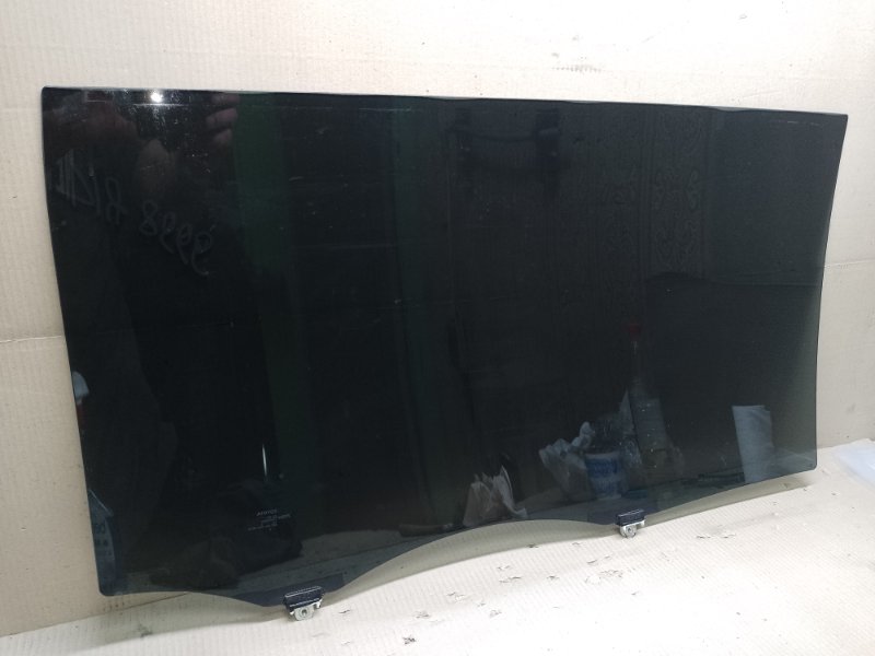 Стекло двери заднее левое SIENNA 11-16 2012 3.5 2GR-FE