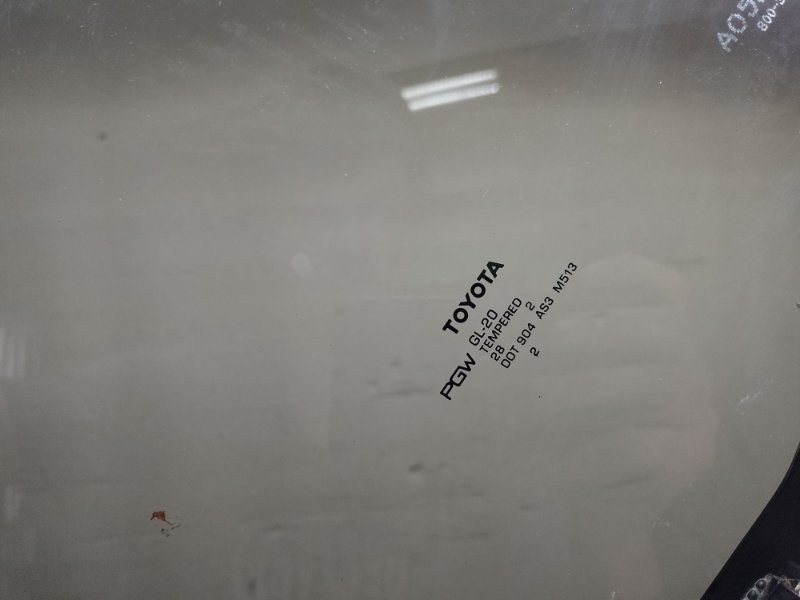 Стекло двери заднее левое TOYOTA SIENNA 11-16 3.5 2GR-FE