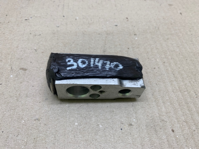 Клапан кондиционера TOYOTA CAMRY 40 06-11 2009 3.5 2GR-FE 88515-07030 Б/У