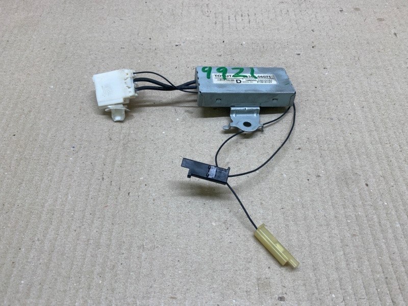 Антенна TOYOTA CAMRY 40 06-11 3.5 2GR-FE