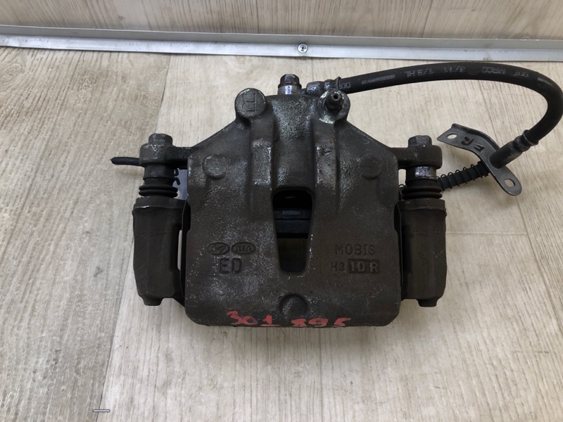 Суппорт тормозной передний правый KIA FORTE/CERATO TD 08-13 2011 TD 2.0 G4KD 581301M100 Б/У