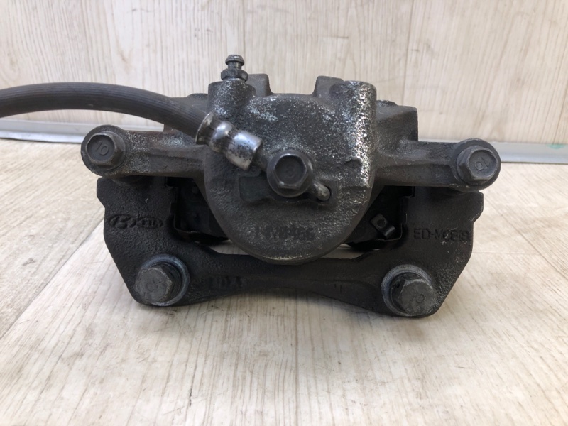 Суппорт тормозной передний правый FORTE/CERATO TD 08-13 2011 TD 2.0 G4KD