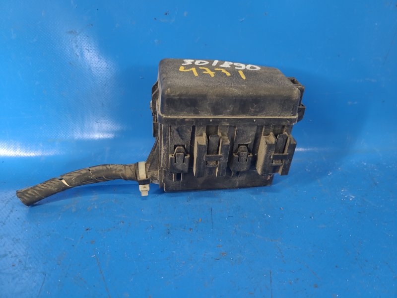 Блок предохранителей моторный отсек MITSUBISHI MIRAGE 13- 2013 1.2 3A92 8565A261 Б/У