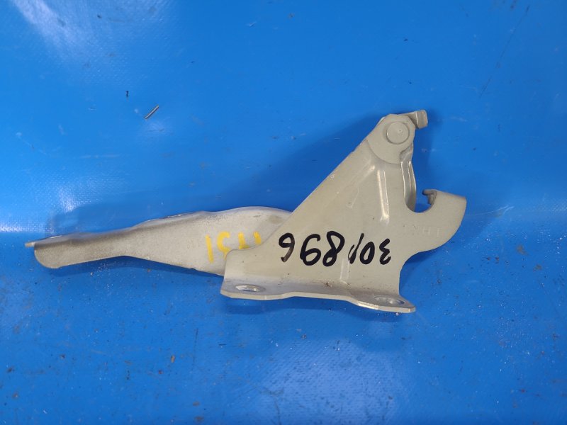 Петля капота левая MITSUBISHI MIRAGE 13- 2013 1.2 3A92 5905A181 Б/У