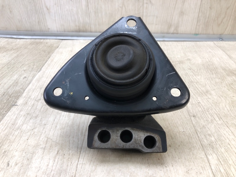 Подушка двигателя правая KIA FORTE/CERATO TD 08-13 2011 TD 2.0 G4KD 21810-0Q000 Б/У