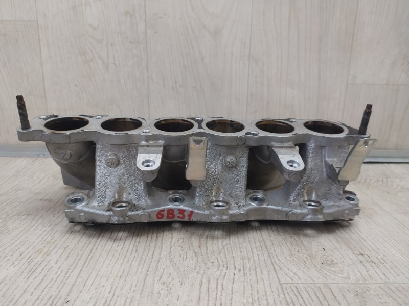 Коллектор впускной MITSUBISHI OUTLANDER XL 05-13 2010 3.0 6B31 1540A191 Б/У