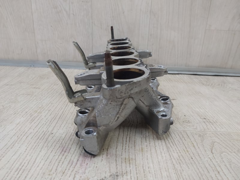 Коллектор впускной OUTLANDER XL 05-13 2010 3.0 6B31