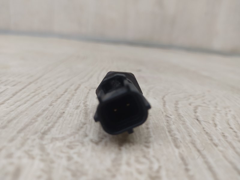 Датчик температуры охлаждающей жидкости MITSUBISHI OUTLANDER XL 05-13 3.0 6B31