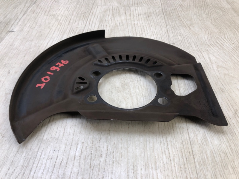 Защита тормозного диска передняя левая NISSAN NV200 USA 13- 2.0 MR20DE