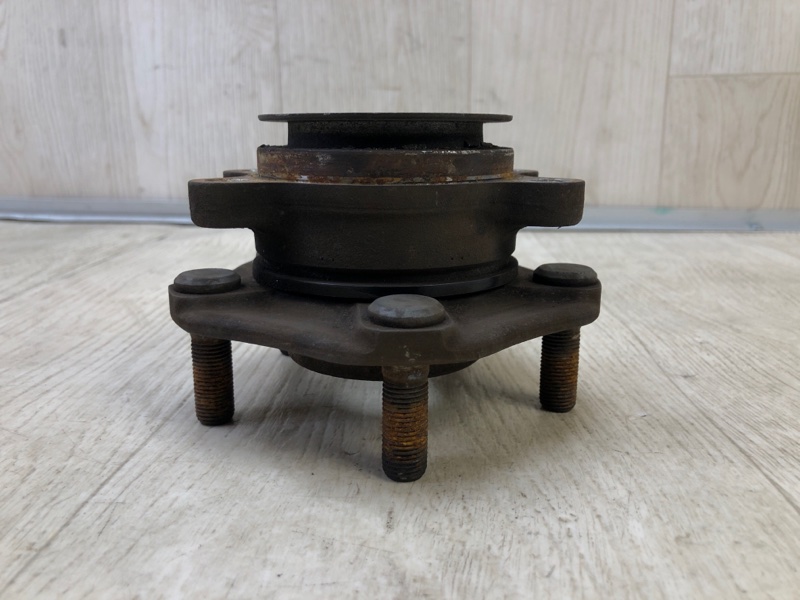 Ступица передняя NISSAN NV200 USA 13- 2.0 MR20DE