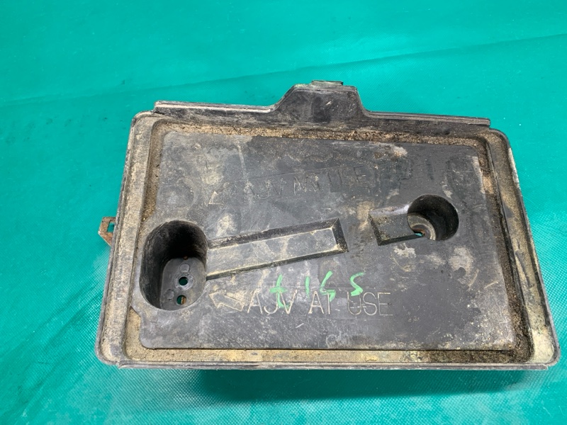 Полка аккумулятора MAZDA 6 GG 02-07 2003 2.3 GK2A-56-040D Б/У