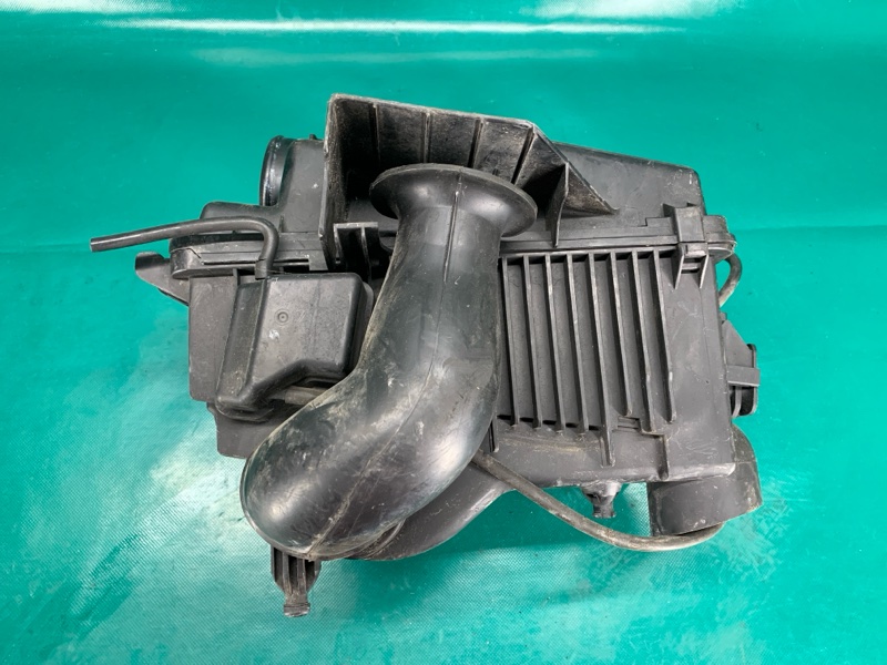 Корпус воздушного фильтра 6 GG 02-07 2003 2.3