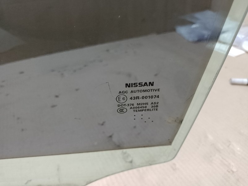 Стекло двери переднее левое PATHFINDER R52 12-21 2013 3.5 VQ35DE Стекло двери переднее левое PATHFINDER R52 12-21 2013 3.5 VQ35DE