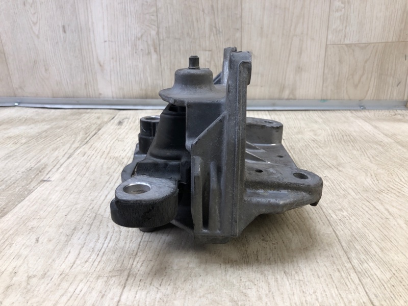 Подушка АКПП NV200 USA 13- 2013 2.0 MR20DE