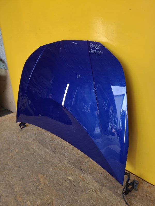Капот TOYOTA PRIUS 16- Капот TOYOTA PRIUS 16-