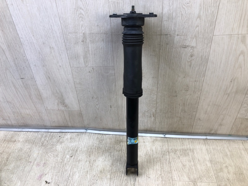 Амортизатор задний HYUNDAI SONATA YF 10-14 2013 YF 2.4 G4KK 553114R030 Б/У