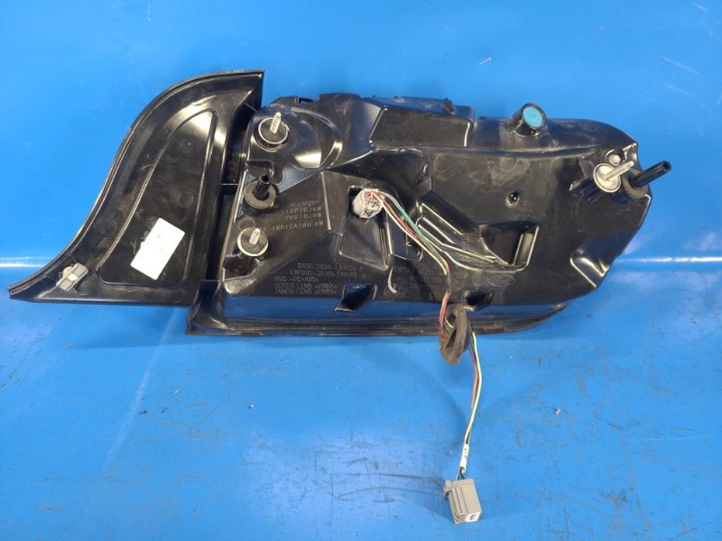 Фонарь наружный левый MUSTANG 15- 2019 S550 2.3 C23HD0D