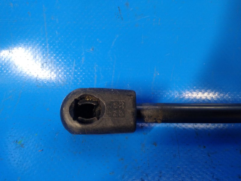 Амортизатор крышки багажника MUSTANG 15- 2019 S550 2.3 C23HD0D Амортизатор крышки багажника MUSTANG 15- 2019 S550 2.3 C23HD0D