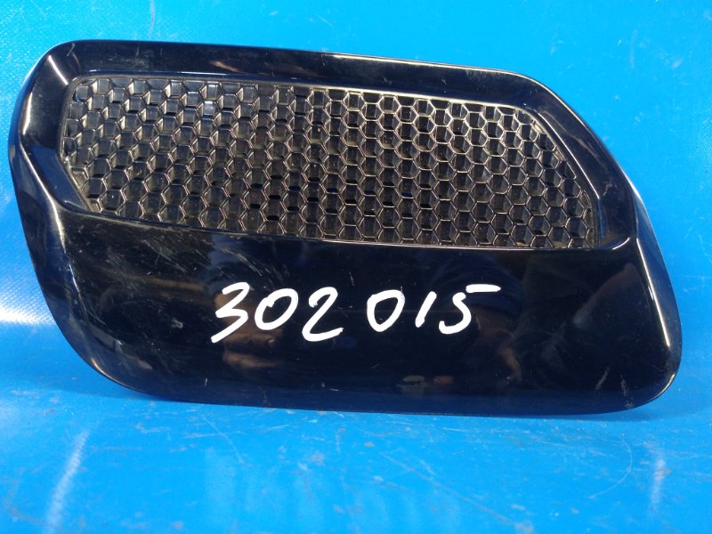 Запчасть накладка капота правая FORD MUSTANG 15- 2019 S550 2.3 C23HD0D JR3Z-16C630-APTM Б/У Накладка капота правая FORD MUSTANG 15- 2019 S550 2.3 C23HD0D JR3Z-16C630-APTM Б/У