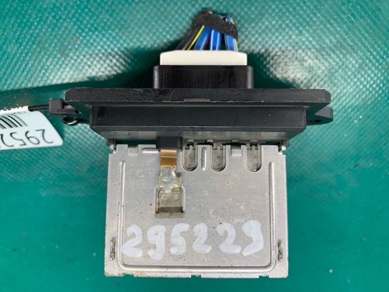 Резистор печки MAZDA 6 GG 02-07 2003 2.3 GK3J-61-B15A Б/У