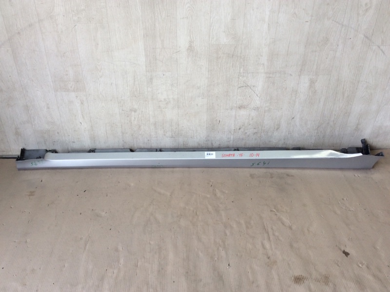 Накладка порога наружная левая HYUNDAI SONATA YF 10-14 877514R000 Б/У