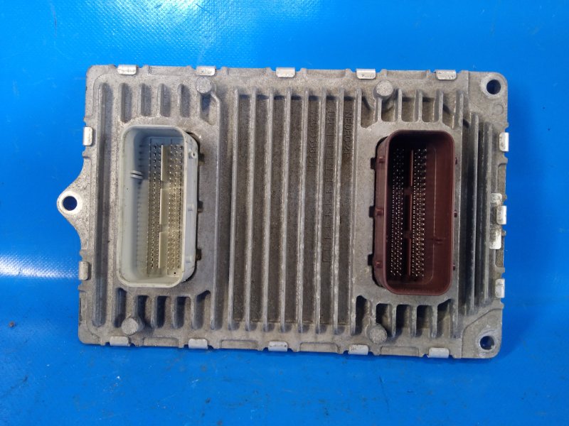 Запчасть блок управления двигателем JEEP COMPASS 06-16 2014 2.0 ECN 5150941AB Б/У Блок управления двигателем JEEP COMPASS 06-16 2014 2.0 ECN 5150941AB Б/У