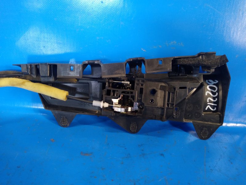 Ручка двери внутренняя правая MAZDA MX-5 15- ND 2.0 PE-VPS Ручка двери внутренняя правая MAZDA MX-5 15- ND 2.0 PE-VPS