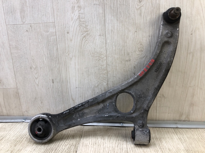 Запчасть рычаг передней подвески нижний левый HYUNDAI SONATA YF 10-14 2013 YF 2.4 G4KK 545004R000 Б/У Рычаг передней подвески нижний левый HYUNDAI SONATA YF 10-14 2013 YF 2.4 G4KK 545004R000 Б/У