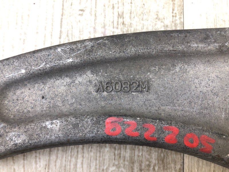 Рычаг передней подвески нижний левый SONATA YF 10-14 2013 YF 2.4 G4KK Рычаг передней подвески нижний левый SONATA YF 10-14 2013 YF 2.4 G4KK