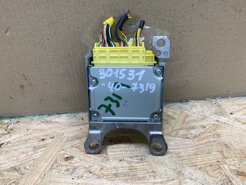 Блок управления AIRBAG TOYOTA CAMRY 40 06-11 2.4 2AZ-FXE