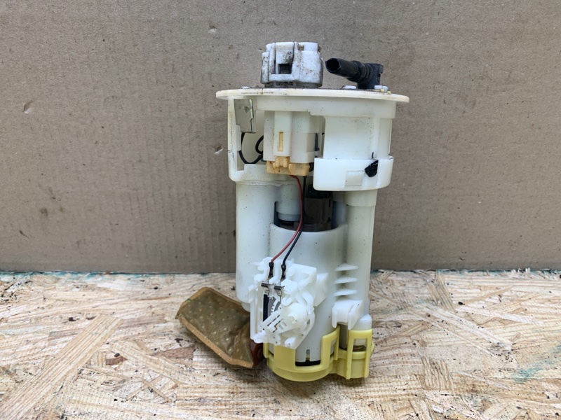 Топливный насос TOYOTA CAMRY 40 06-11 2008 2.4 2AZ-FXE 77020-06230 Б/У