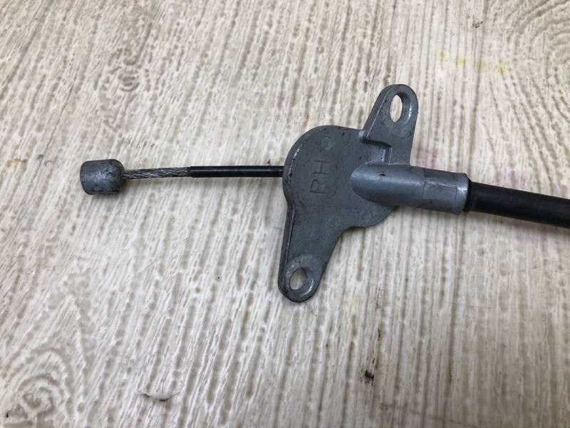 Трос стояночного тормоза задний правый SONATA YF 10-14 2013 YF 2.4 G4KK