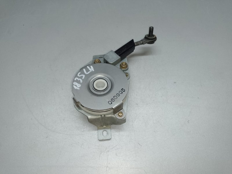 Трос замка багажника левый MITSUBISHI OUTLANDER XL 05-13 2006 CW 3.0 6B31 5802A009 Б/У