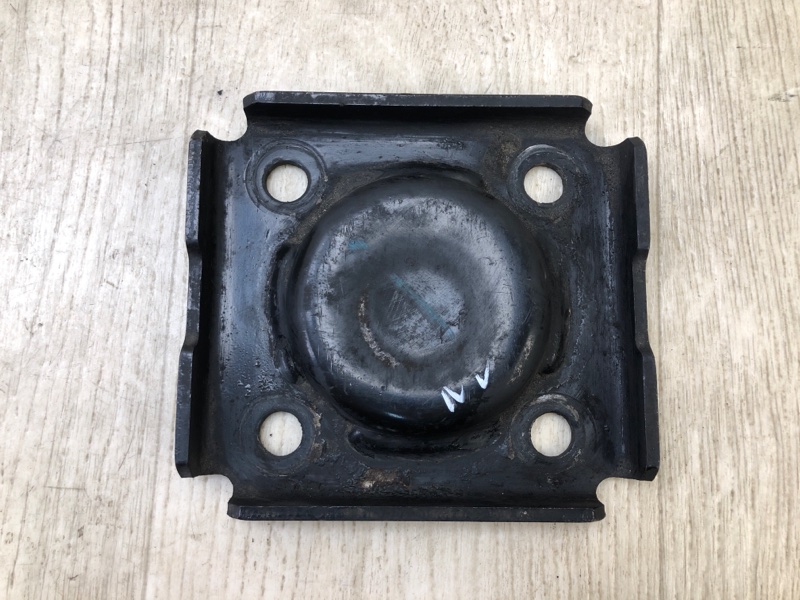 Крепление рессоры NV200 USA 13- 2013 2.0 MR20DE