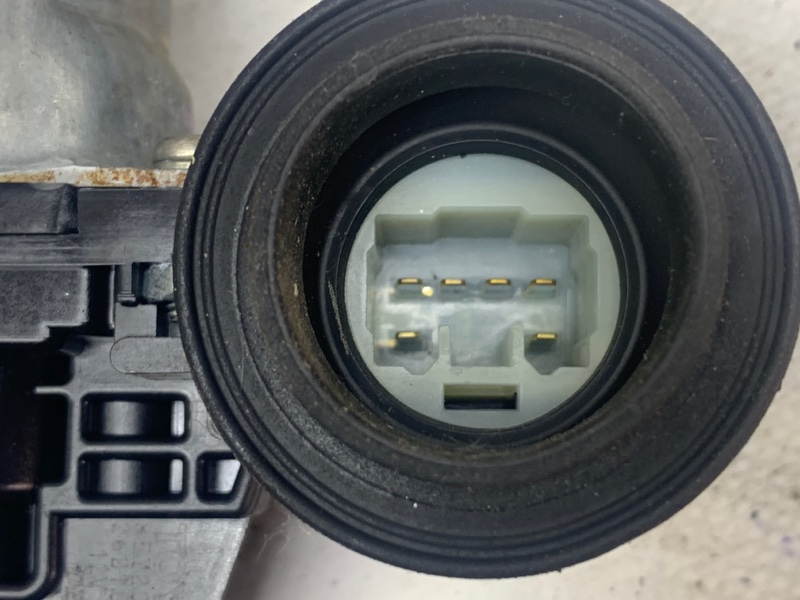 Стеклоподъемник передний левый COROLLA 150 06-13 Стеклоподъемник передний левый COROLLA 150 06-13