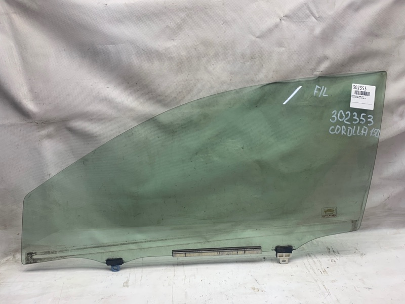 Стекло двери переднее левое TOYOTA COROLLA 150 06-13 68102-02280 Б/У
