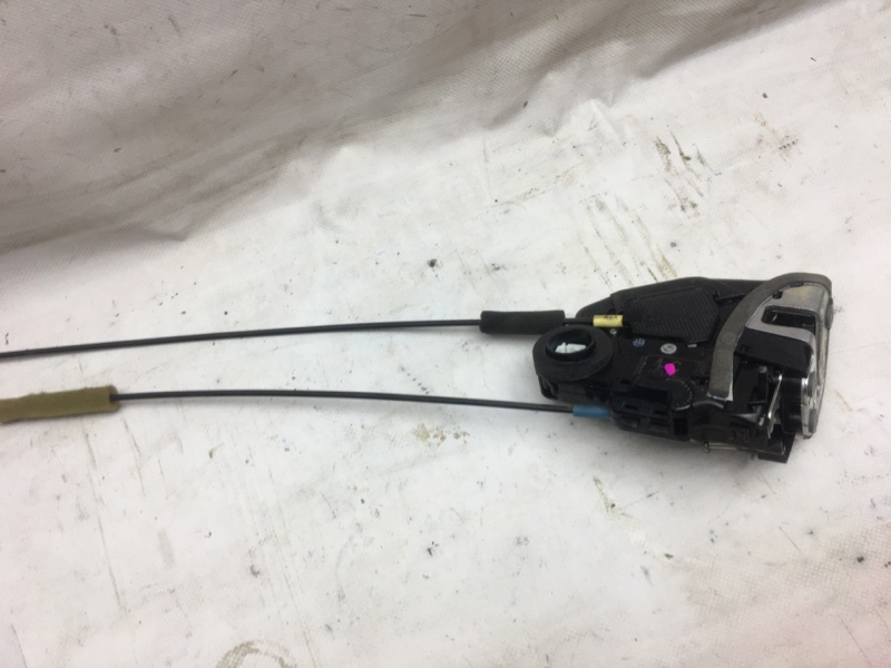 Замок двери задний правый TOYOTA PRIUS PLUS 11-14