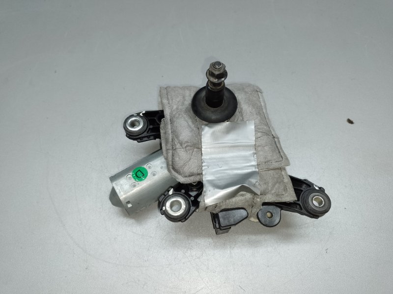 Моторчик стеклоочистителя задний NISSAN PATHFINDER R52 12-21 2013 3.5 VQ35DE 28710-3KA0A Б/У